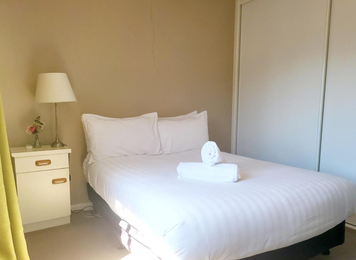 24 Hour CheckIn Motels -Sea Lake Motel Buitenkant foto