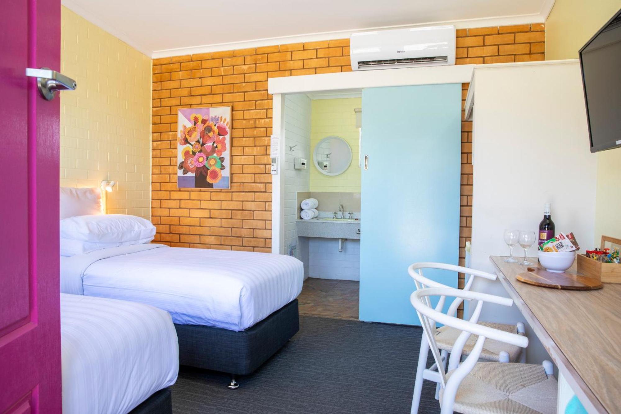 24 Hour CheckIn Motels -Sea Lake Motel Buitenkant foto